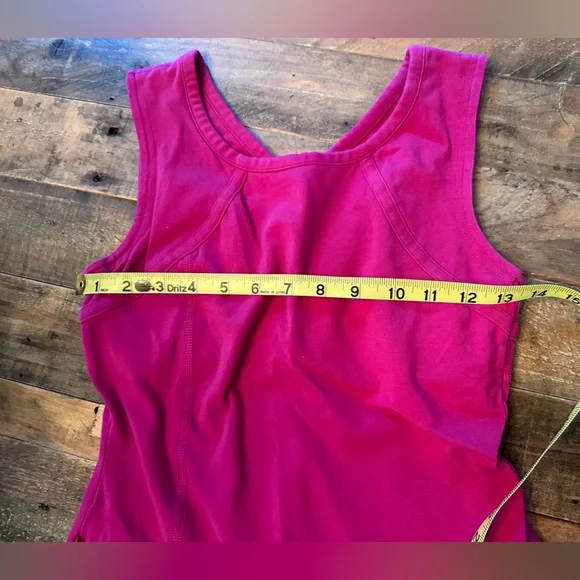 Mountain hardware athletic dress - Picture 3 of 5